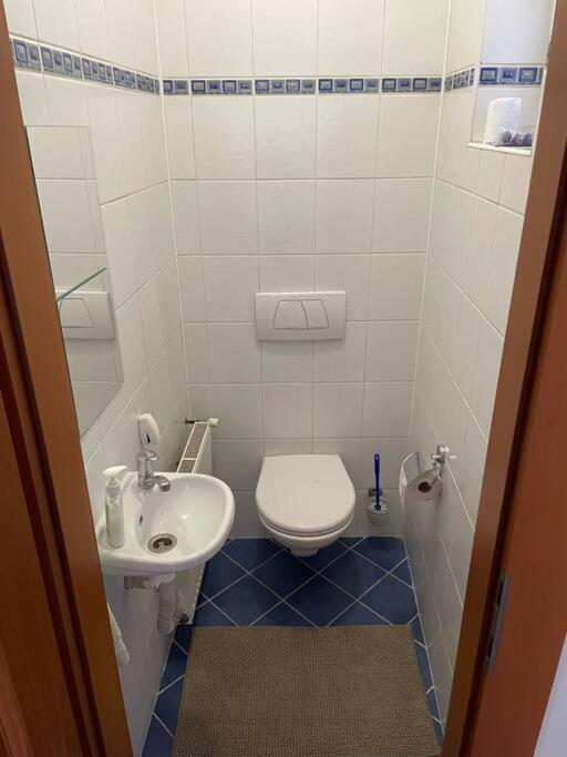 Obchodna Apartman *