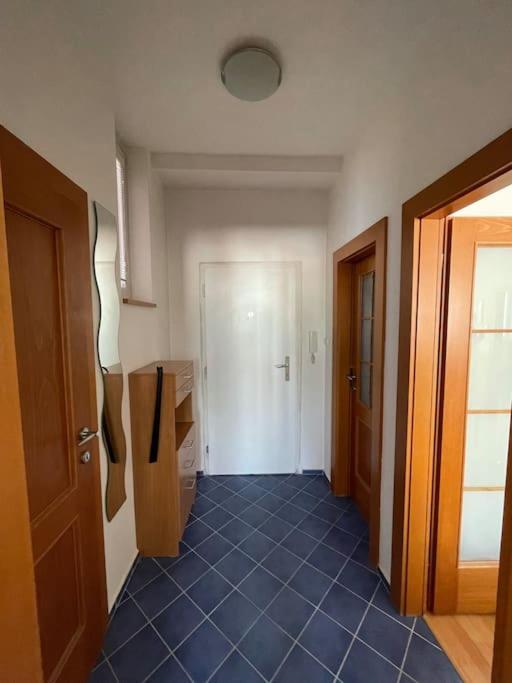 Apartman Obchodna Pozsony